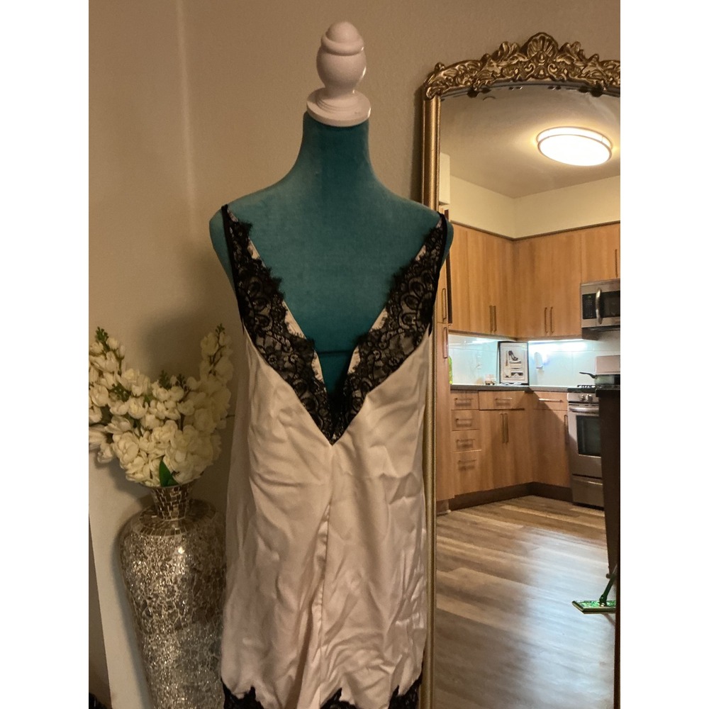 Womens Satin Trim going out dress